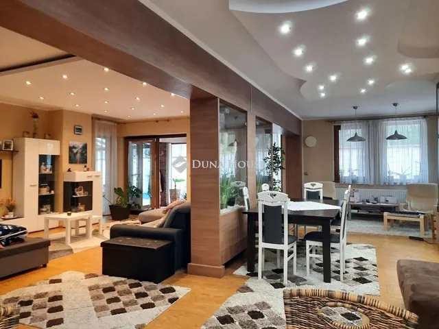 Eladó ház Inárcs 184 nm