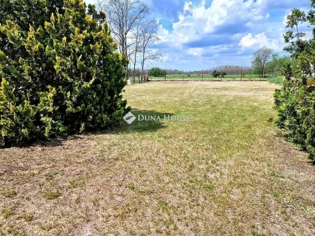 Eladó ház Szentmártonkáta 95 nm