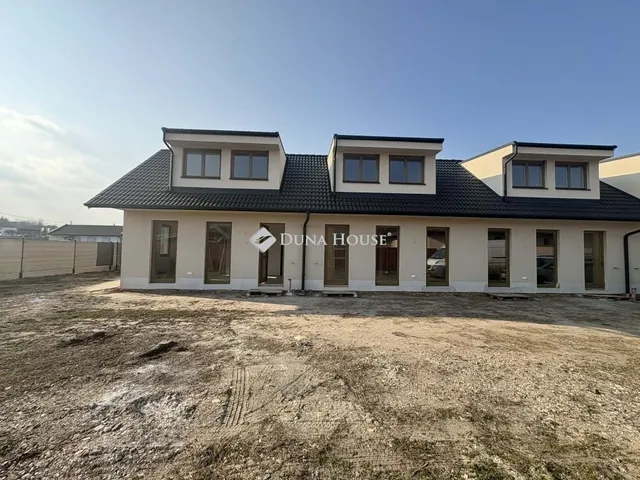 Eladó ház Tura 56 nm