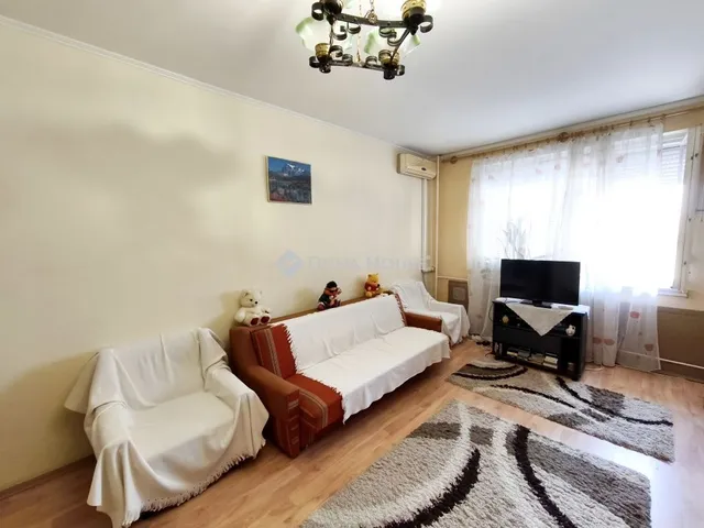 Eladó lakás Dunaújváros 59 nm