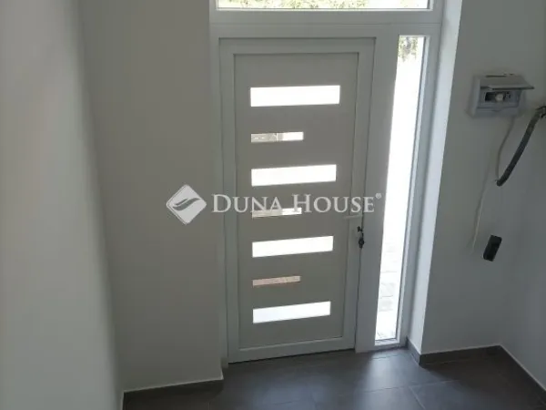 Eladó lakás Budapest XVI. kerület, Rákosszentmihály 40 nm