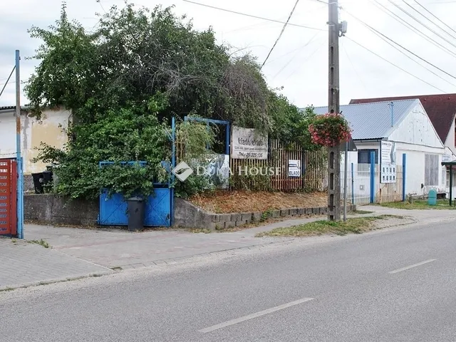 Eladó kereskedelmi és ipari ingatlan Maglód 6 nm