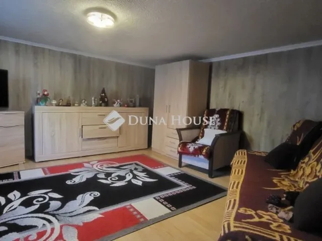 Eladó ház Sáregres 80 nm