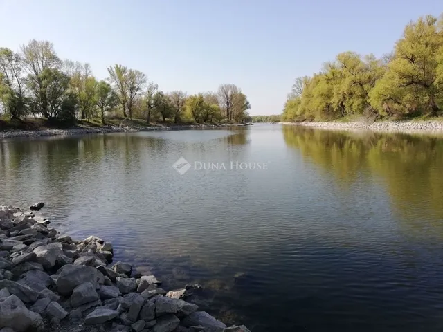 Eladó üdülő és hétvégi ház Tass 45 nm