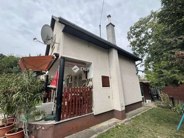 Eladó ház Tass 51 nm