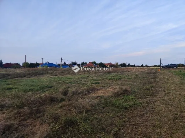 Eladó telek Kulcs 1218 nm