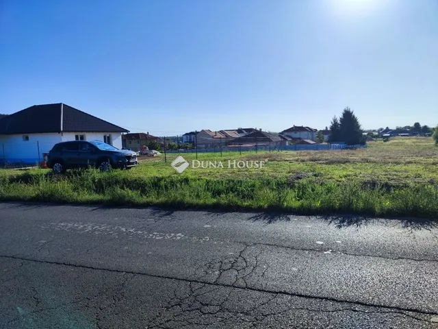 Eladó telek Kulcs 1218 nm