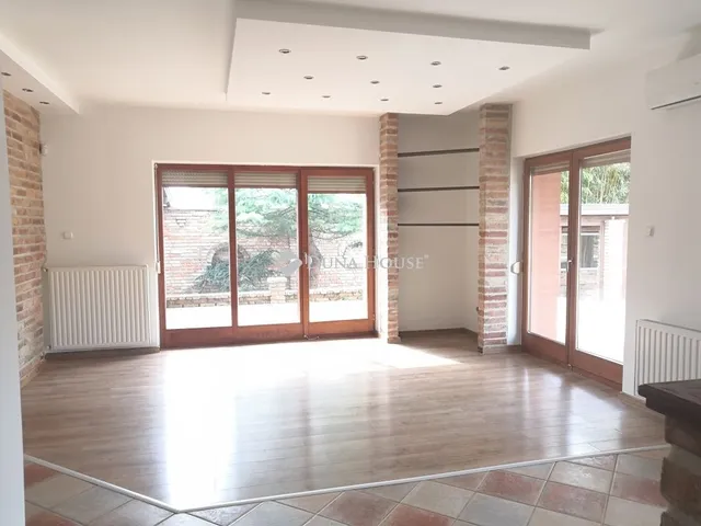 Eladó ház Vecsés 145 nm