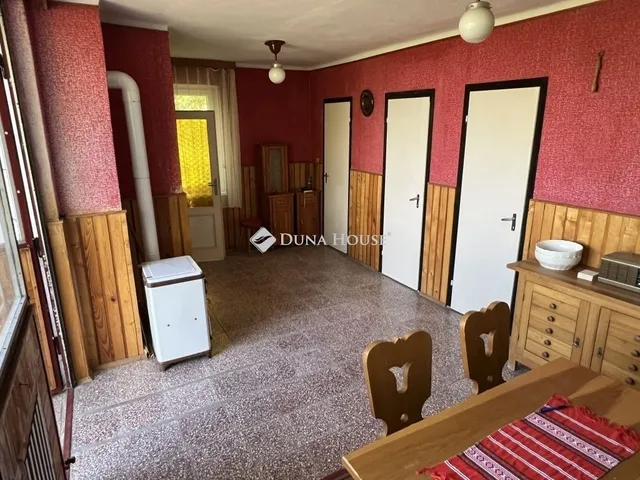 Eladó üdülő és hétvégi ház Kulcs 120 nm