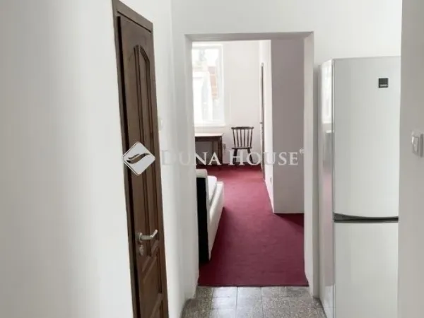 Eladó lakás Pécel 41 nm