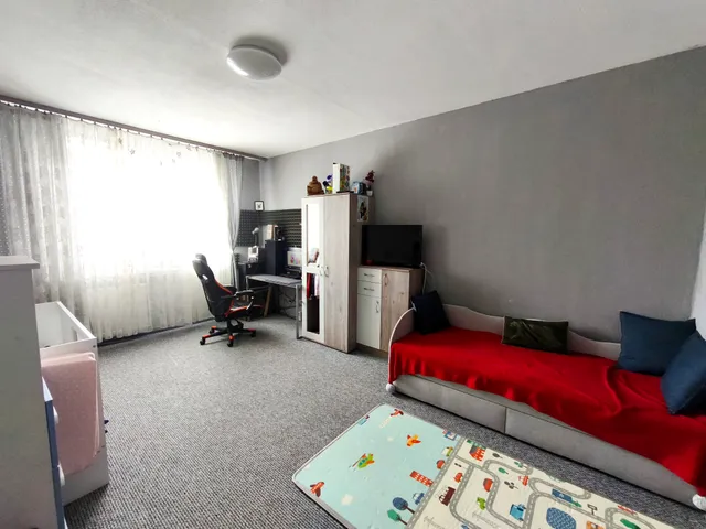 Eladó lakás Dunaújváros, Béke városrész 59 nm