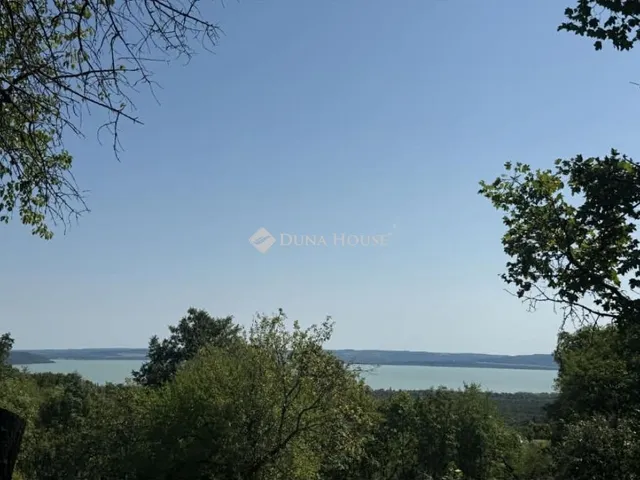 Eladó telek Balatonudvari 1438 nm