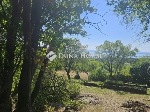 Eladó telek Balatonudvari 1438 nm