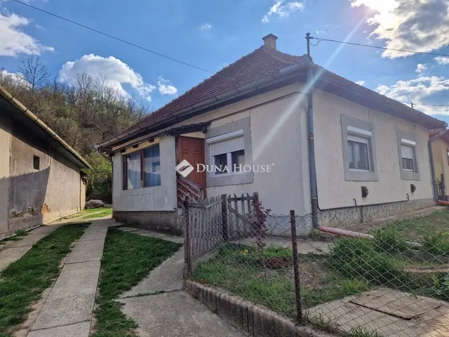 Eladó ház Bénye 72 nm