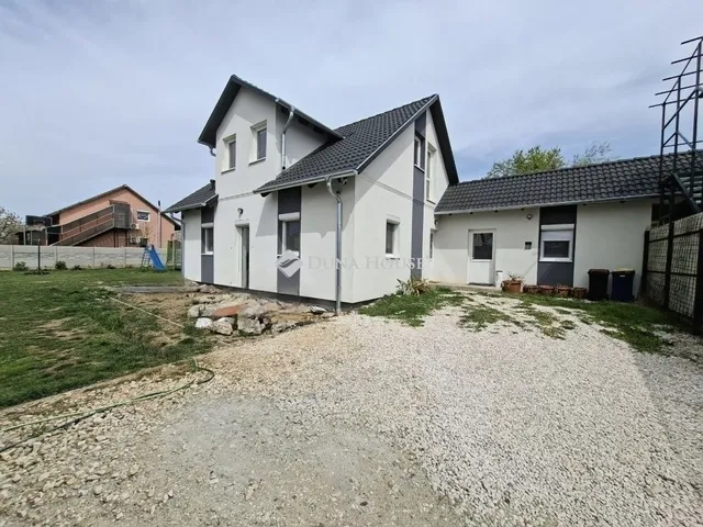 Eladó ház Gyömrő 70 nm