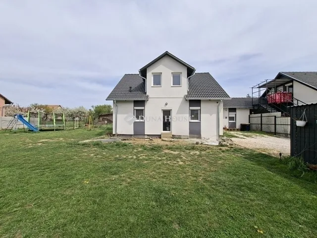 Eladó ház Gyömrő 70 nm