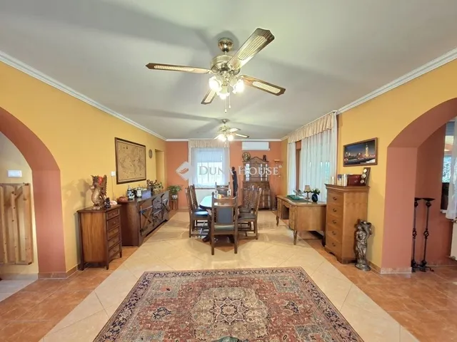 Eladó ház Seregélyes 307 nm