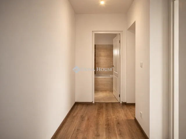 Eladó ház Pécel 71 nm