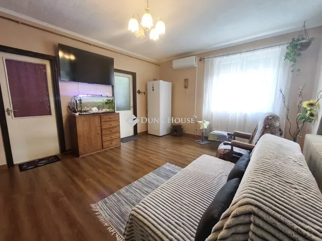 Eladó ház Dunaföldvár 155 nm