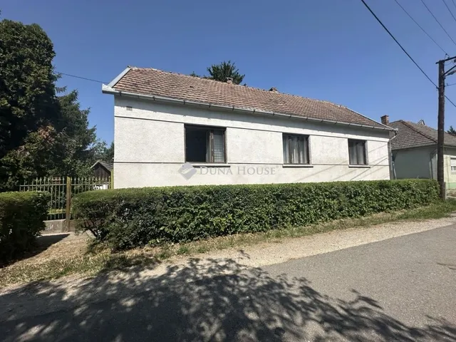 Eladó ház Apostag 81 nm