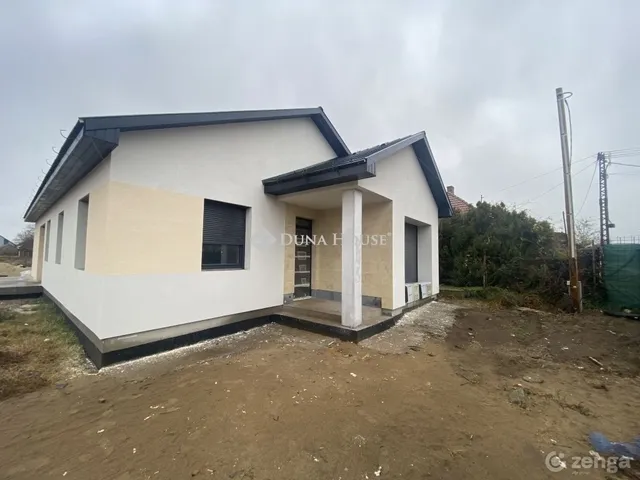 Eladó ház Dabas 96 nm