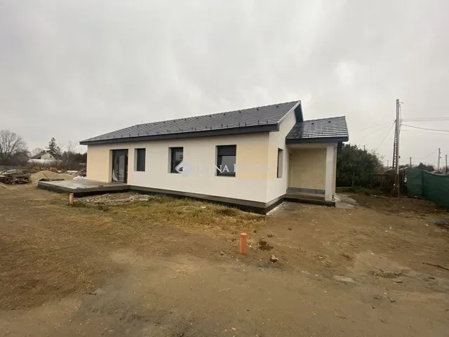 Eladó ház Dabas 96 nm