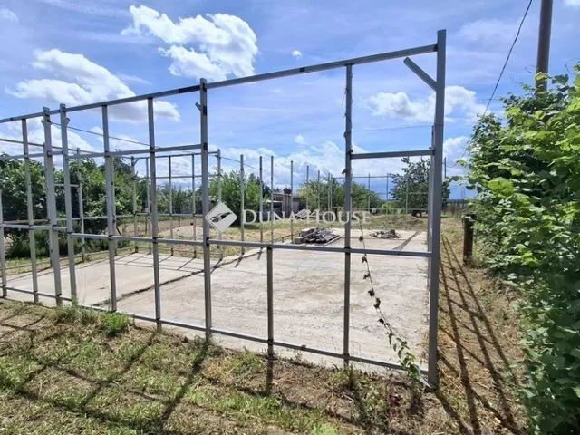 Eladó telek Kulcs 1323 nm