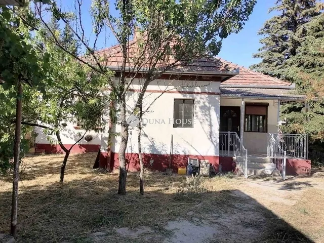 Eladó ház Tápiószecső 93 nm