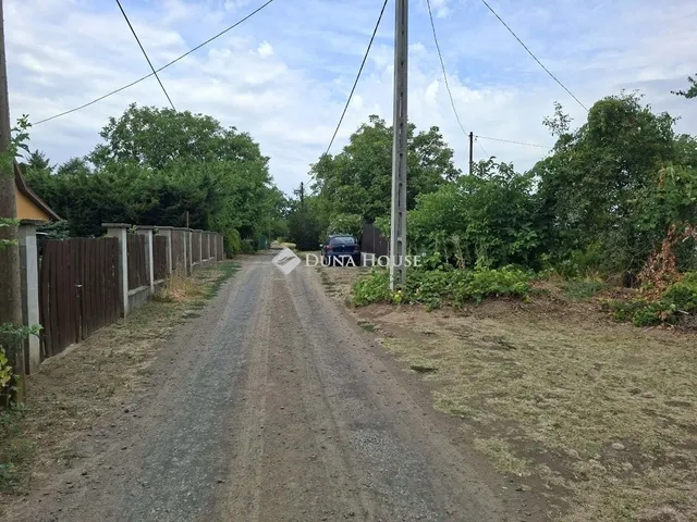 Eladó telek Tóalmás 1799 nm