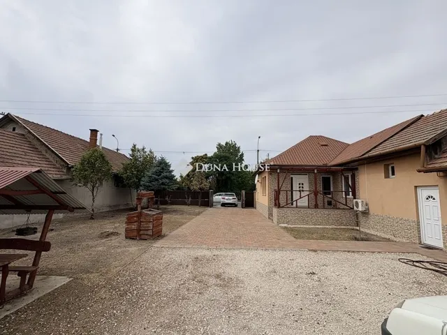Eladó ház Nagykáta 106 nm