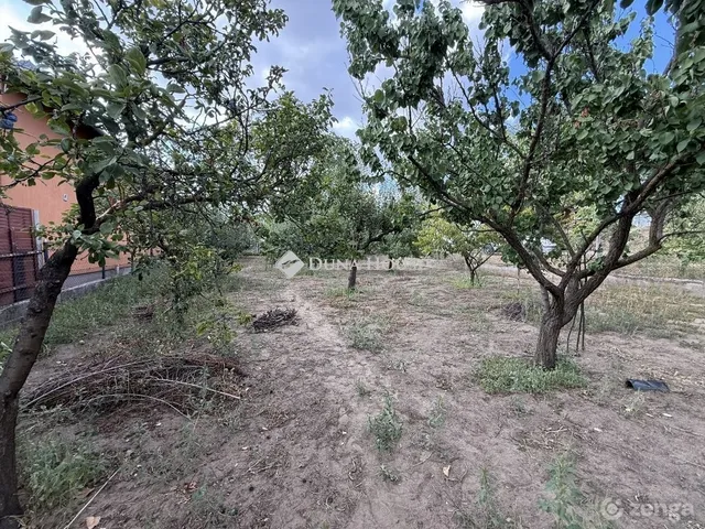 Eladó telek Sülysáp 600 nm