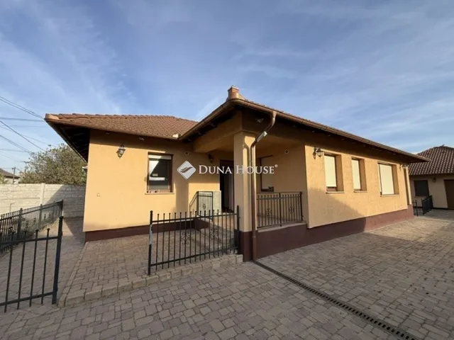 Eladó ház Gyál 102 nm