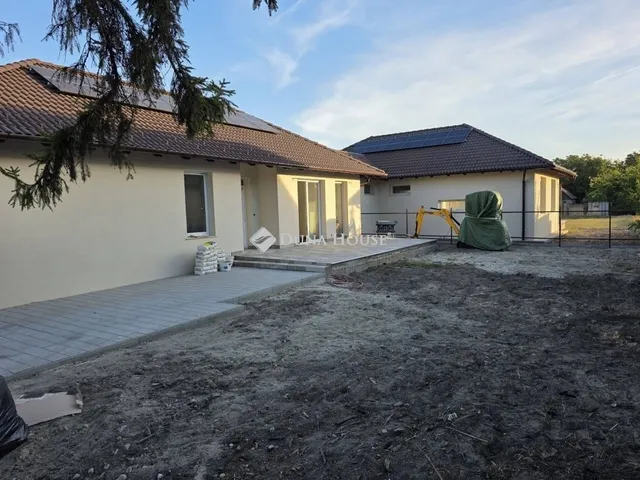 Eladó ház Dabas 90 nm