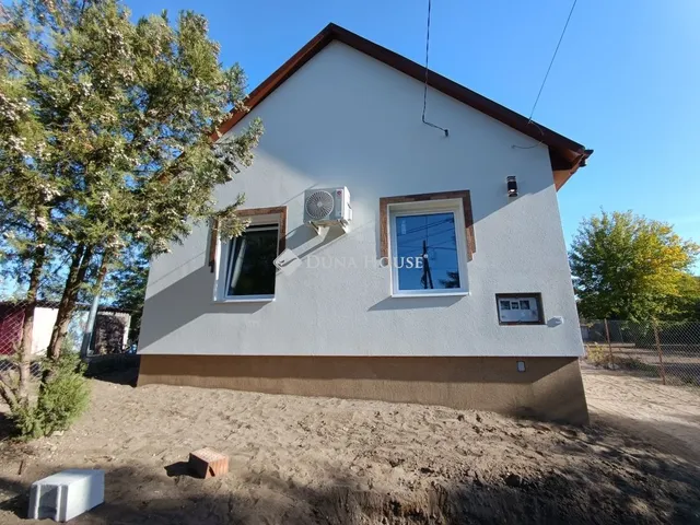 Eladó ház Tápióság 56 nm