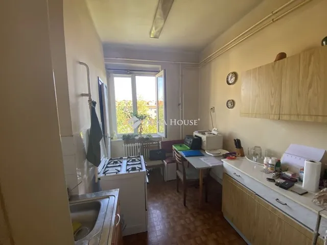 Eladó lakás Dunaújváros 50 nm