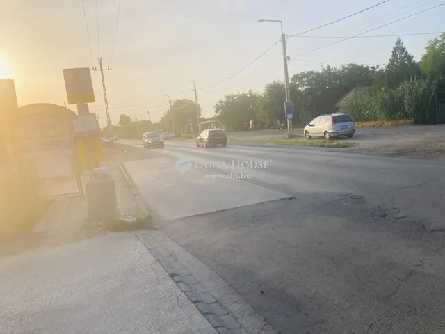 Kiadó kereskedelmi és ipari ingatlan Szigethalom 4000 nm