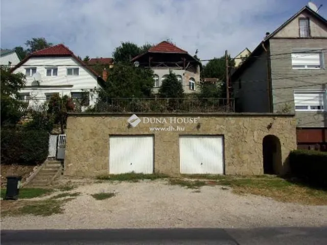 Eladó ház Pilisborosjenő 197 nm