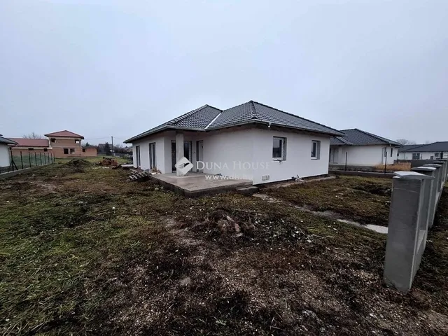 Eladó ház Ráckeve 70 nm
