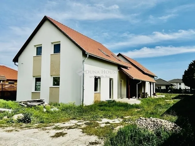 Eladó ház Délegyháza 128 nm