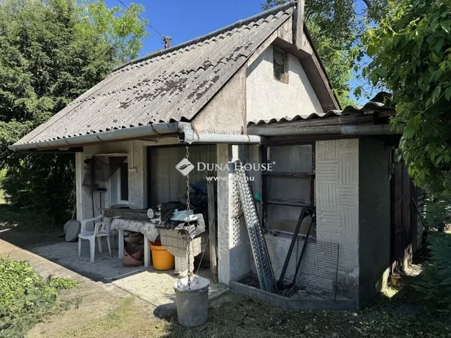 Eladó telek Szigetszentmiklós, Bucka 400 nm