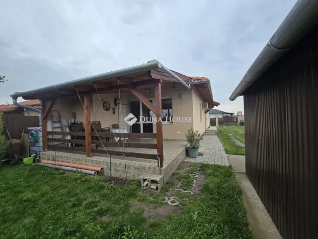 Eladó ház Taksony 72 nm