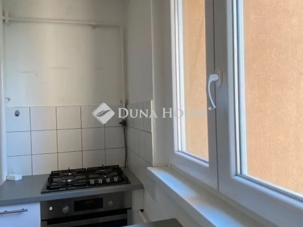 Eladó lakás Budapest III. kerület 69 nm