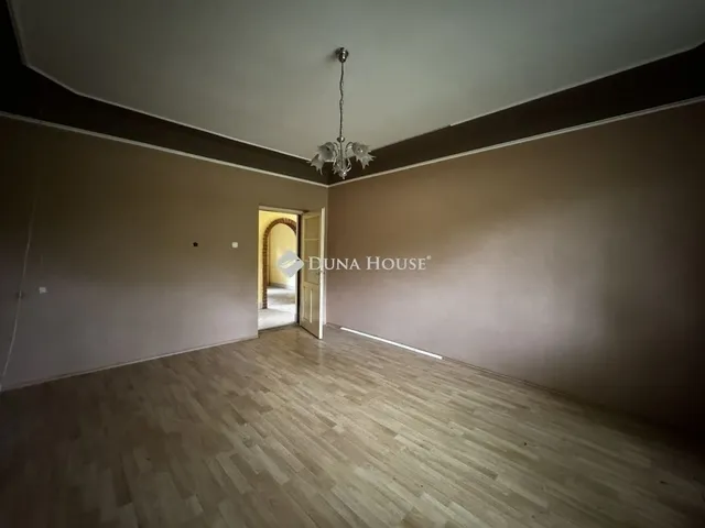 Eladó ház Halásztelek 180 nm