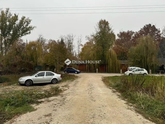 Eladó telek Ráckeve 700 nm