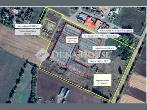 Eladó kereskedelmi és ipari ingatlan Cegléd 10577 nm