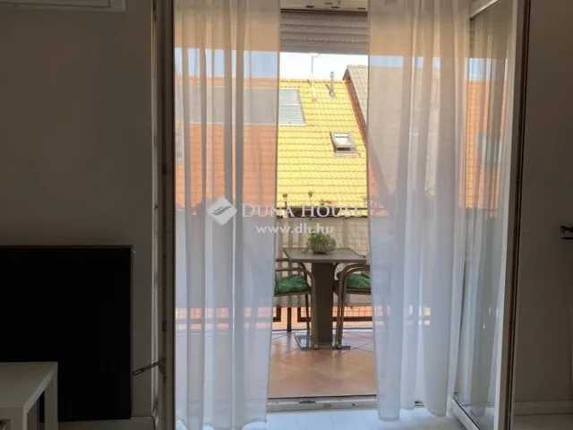 Eladó lakás Halásztelek 64 nm