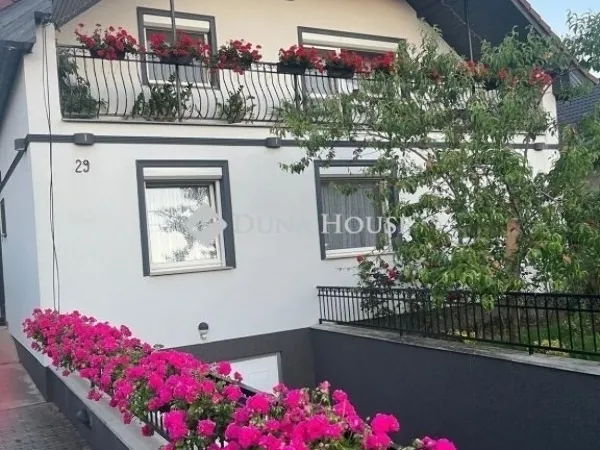 Eladó ház Halásztelek 262 nm