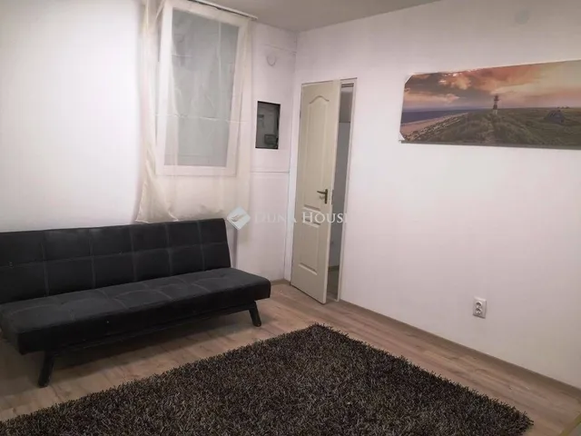 Eladó lakás Budapest III. kerület 26 nm