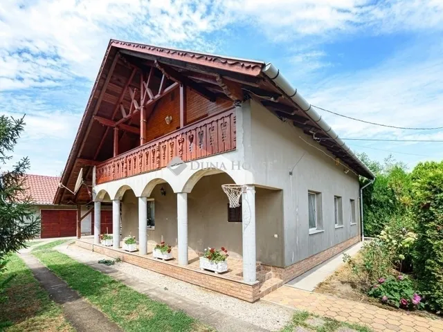 Eladó ház Szeged 310 nm