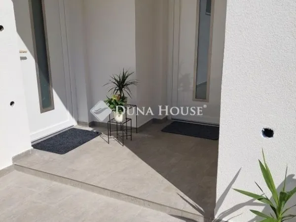 Eladó lakás Baja 47 nm